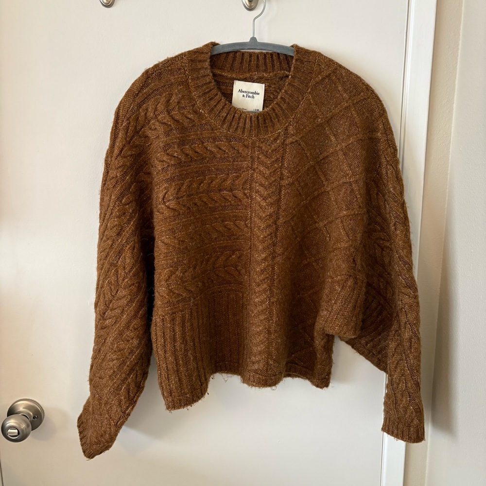 Abercrombie & Fitch Rust Brown Cable Crewneck Sweater